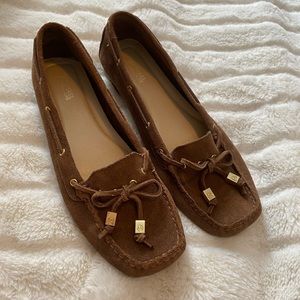 Micheal Kors brown suede loafers